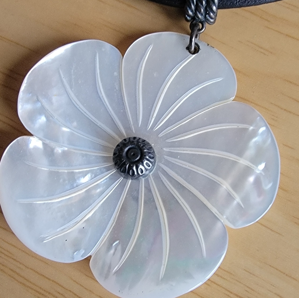 Mother Of Pearl  Floral Choker Necklace 925 Vintage. - Picture 2 of 7